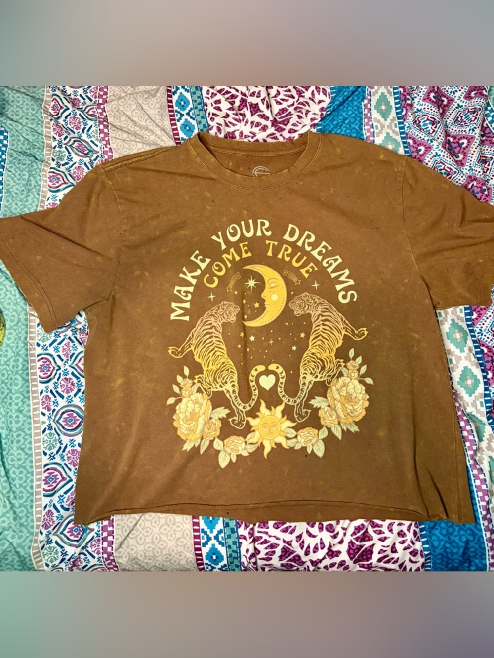 Social culture Brown tiger graphic tee with "Make Your Dreams Come True”